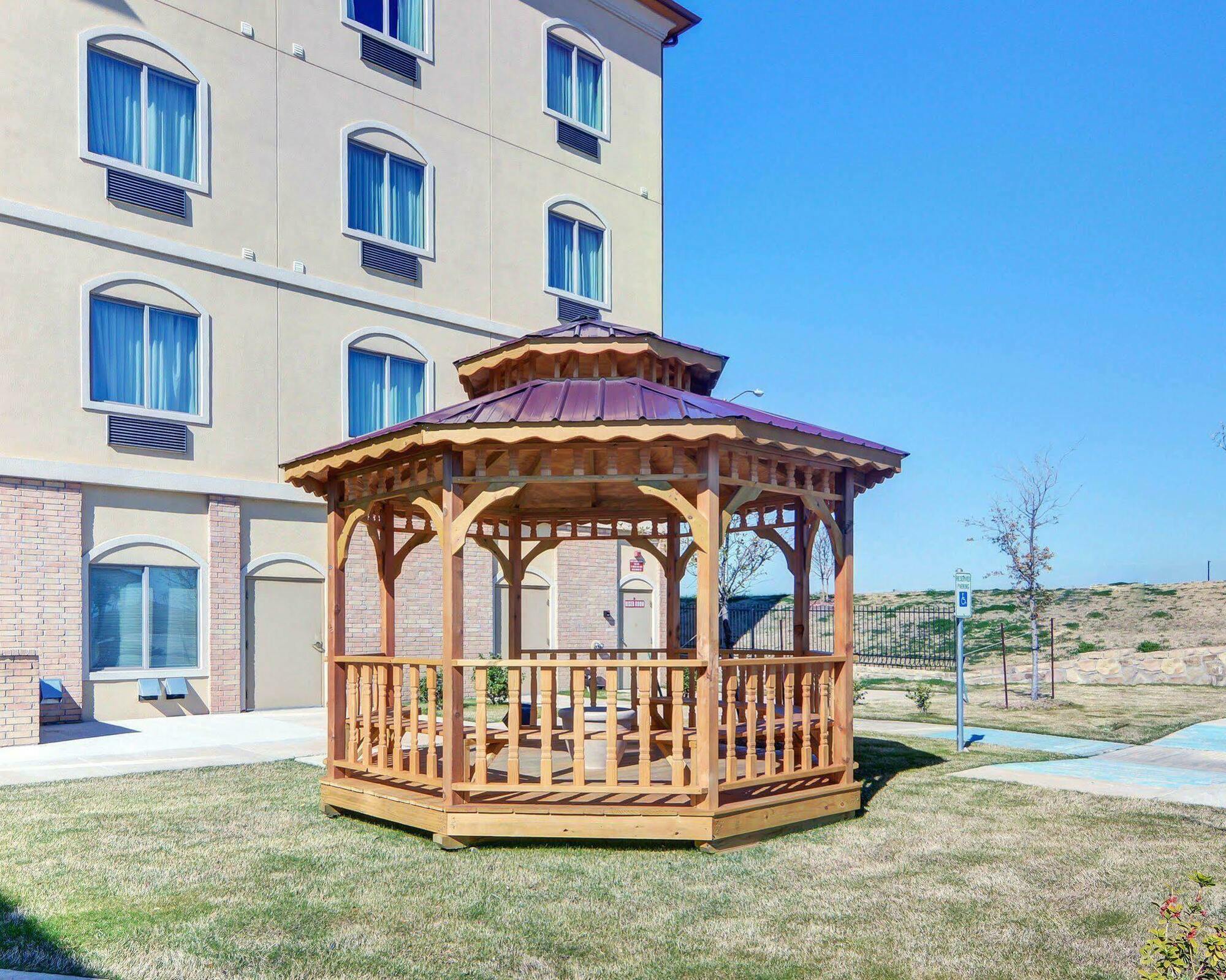 Comfort Suites Lake Worth Φορτ Γουόρθ Εξωτερικό φωτογραφία